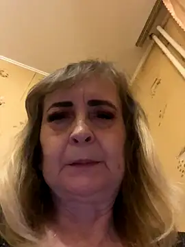 Snapshot of Irina2909@xh chatting on September 16, 9:05 pm Irina2909xh online show from September 16, 9:05 pm