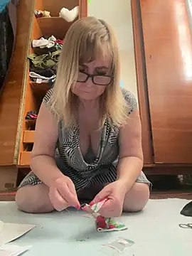 Snapshot of Irina2909@xh chatting on February 8, 10:46 am Irina2909xh online show from February 8, 10:46 am