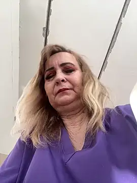 Snapshot of Irina2909@xh chatting on February 3, 10:09 am Irina2909xh online show from February 3, 10:09 am