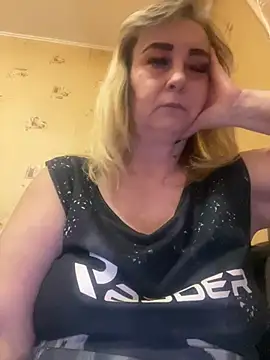 Snapshot of Irina2909@xh chatting on March 16, 7:49 pm Irina2909xh online show from March 16, 7:49 pm