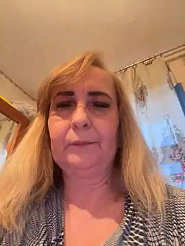 Irina2909xh online show from December 5, 12:37 pm