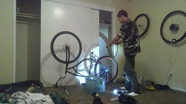 OscarbidD661 online show from May 9, 1:31 am