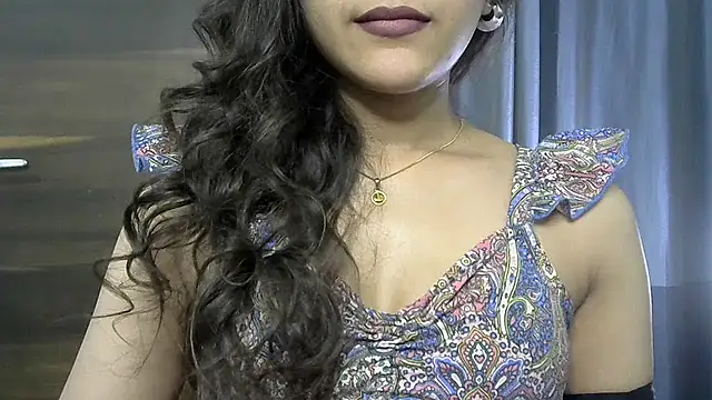 selen 5 online show from September 23, 6:48 pm