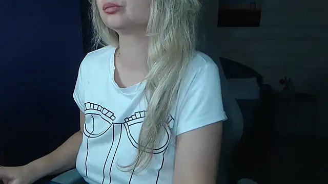 RubiLakros online show from July 19, 8:49 pm