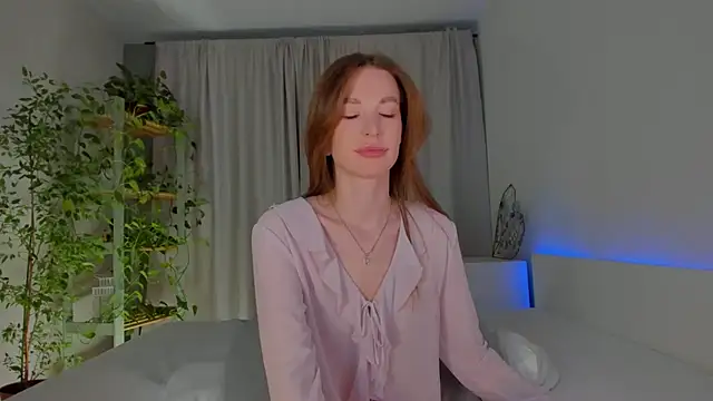 Masha 01 online show from September 29, 2:23 pm