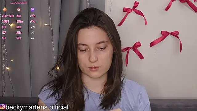 Snapshot of BeckyMartens chatting on February 18, 3:59 am BeckyMartens online show from February 18, 3:59 am