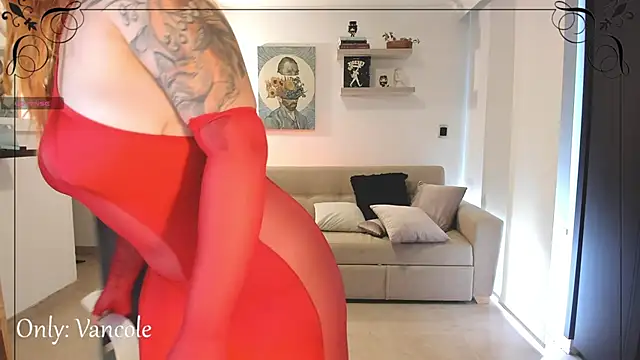 Tulipa  online show from November 9, 7:07 pm