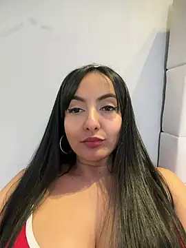 Snapshot of AshleyJhonson chatting on July 18, 2:09 am AshleyJhonson online show from July 18, 2:09 am