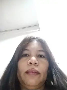 Snapshot of sweetvanna chatting on May 28, 4:42 am sweetvanna online show from May 28, 4:42 am