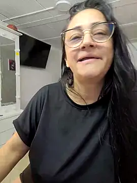 Ameliarizo online show from February 27, 1:06 am