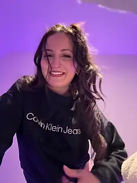 itsCassie online show from February 24, 5:14 pm