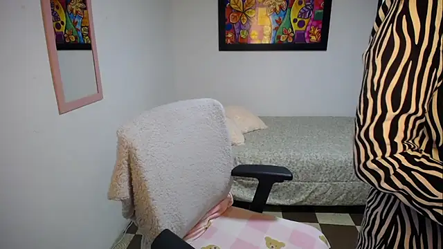 Sofi 5249  online show from February 19, 3:03 am