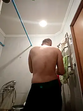 Sam Colt online show from December 18, 7:35 am