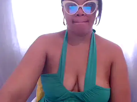 Lustfuleyez online show from March 20, 10:43 am