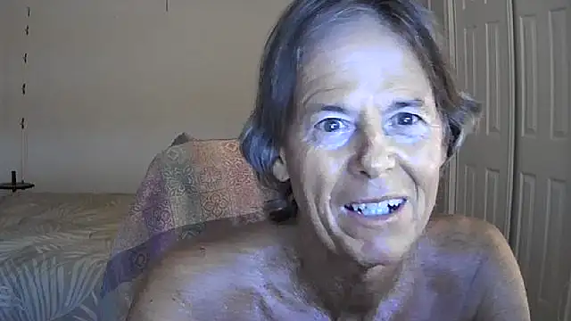 Snapshot of nakeedcowboi65 chatting on June 26, 12:05 am nakeedcowboi65 online show from June 26, 12:05 am