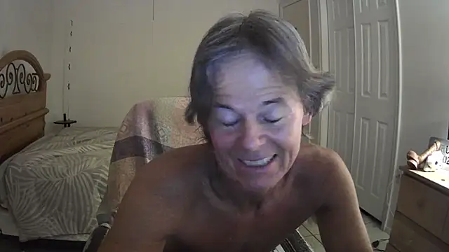 Snapshot of nakeedcowboi65 chatting on June 7, 6:07 am nakeedcowboi65 online show from June 7, 6:07 am