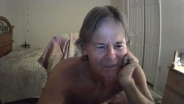 nakeedcowboi65 online show from May 13, 7:26 am