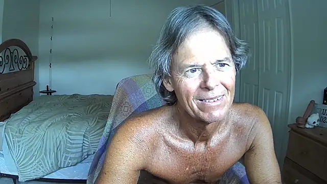 nakeedcowboi65 online show from May 29, 8:59 pm