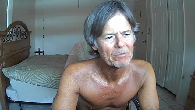 nakeedcowboi65 online show from April 23, 7:59 pm