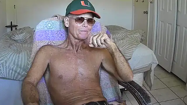 nakeedcowboi65 online show from November 17, 8:35 pm