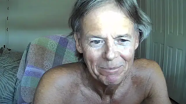 Snapshot of nakeedcowboi65 chatting on June 29, 12:05 pm nakeedcowboi65 online show from June 29, 12:05 pm