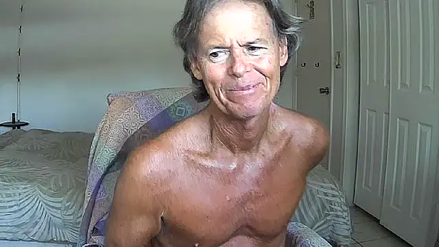nakeedcowboi65 online show from May 27, 9:22 pm