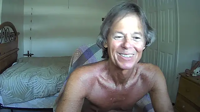 Snapshot of nakeedcowboi65 chatting on June 30, 8:53 pm nakeedcowboi65 online show from June 30, 8:53 pm