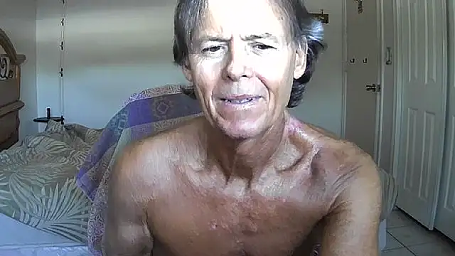 nakeedcowboi65 online show from May 7, 1:25 pm