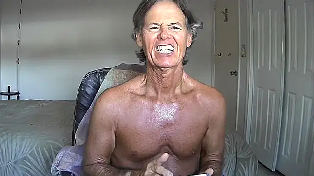nakeedcowboi65 online show from May 11, 12:28 pm