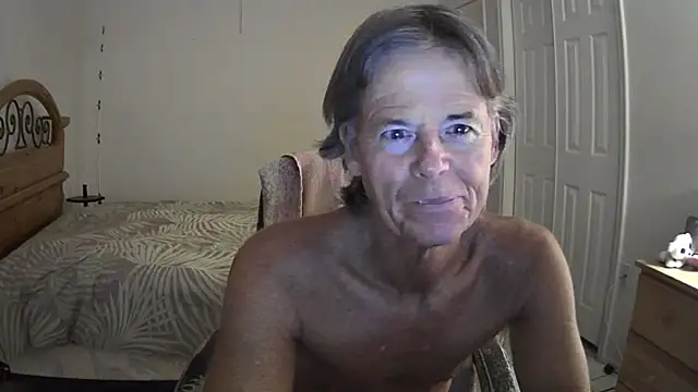 Snapshot of nakeedcowboi65 chatting on July 19, 3:48 am nakeedcowboi65 online show from July 19, 3:48 am