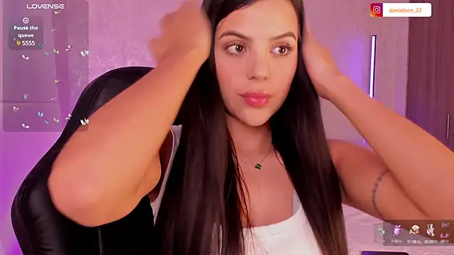 Snapshot of salome__11 chatting on March 9, 3:32 am salome  11 online show from March 9, 3:32 am