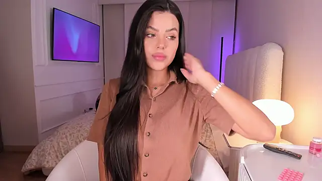 Snapshot of salome__11 chatting on November 7, 1:43 am salome 11 online show from November 7, 1:43 am