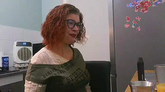 Snapshot of jennylovence chatting on November 27, 7:42 am jennylovence online show from November 27, 7:42 am