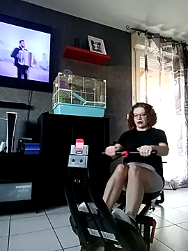 Snapshot of jennylovence chatting on November 4, 7:56 am jennylovence online show from November 4, 7:56 am