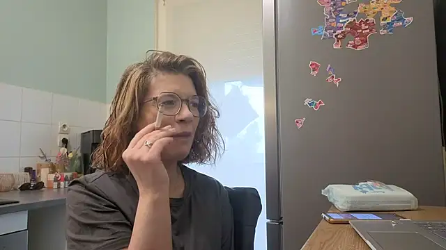 jennylovence online show from April 13, 7:01 am