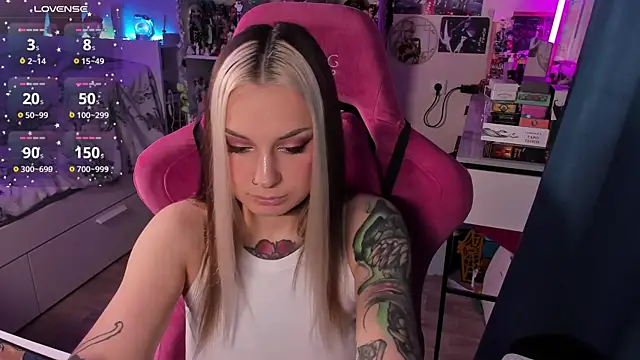 ChloeKohaku online show from November 10, 3:55 am