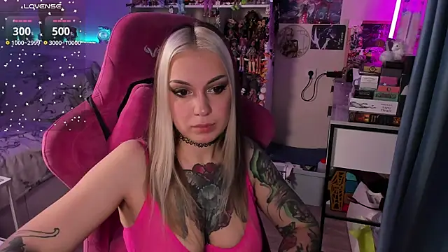 ChloeKohaku online show from December 20, 2:47 am