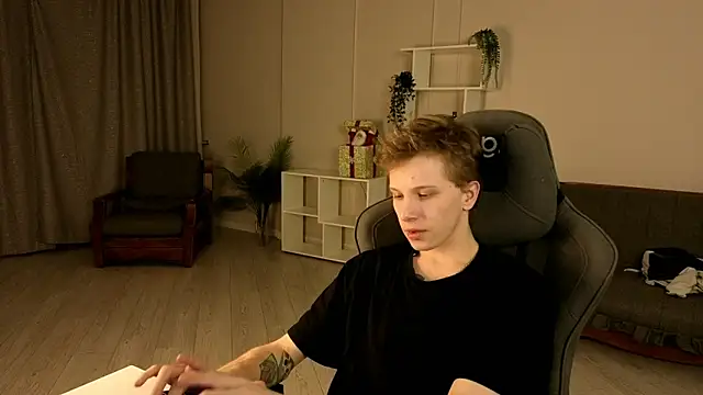 arlekincrop online show from January 7, 6:46 pm