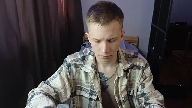 arlekincrop online show from February 14, 12:49 pm