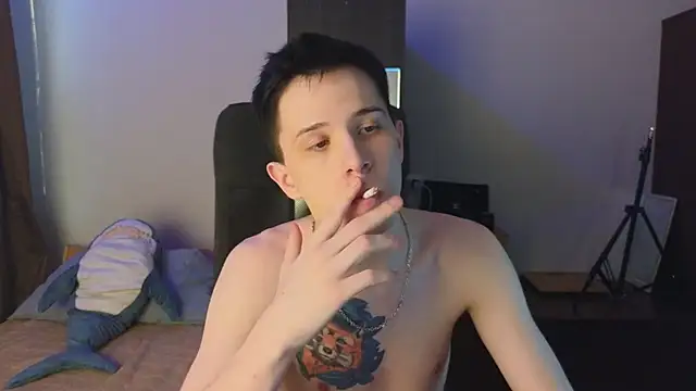 arlekincrop online show from March 6, 2:45 pm