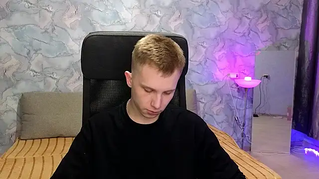 arlekincrop online show from February 6, 2:13 pm