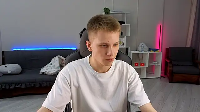 arlekincrop online show from September 23, 4:47 pm