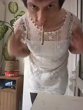 maciej online show from December 11, 5:53 am