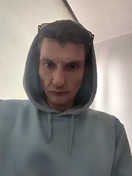 maciej online show from June 11, 6:21 am