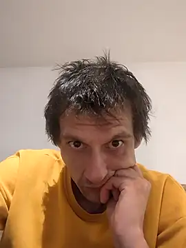 maciej online show from September 22, 10:49 pm