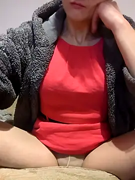 maciej online show from December 5, 5:21 am