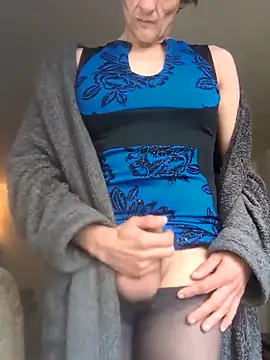 maciej online show from October 16, 9:17 am