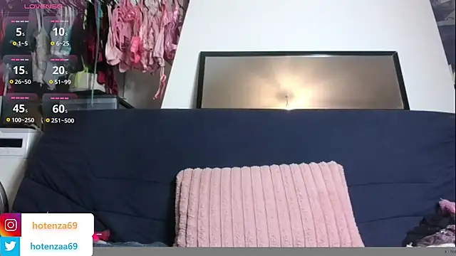 Snapshot of Hotenza69 chatting on March 17, 9:24 pm Hotenza69 online show from March 17, 9:24 pm