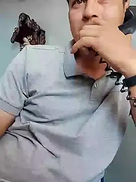 Snapshot of Business_dickkk chatting on February 1, 2:24 pm Business dickkk online show from February 1, 2:24 pm