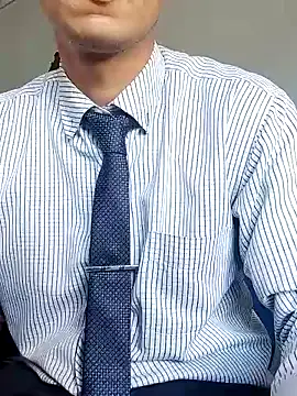 Snapshot of Business_dickkk chatting on December 7, 3:36 pm Business dickkk online show from December 7, 3:36 pm